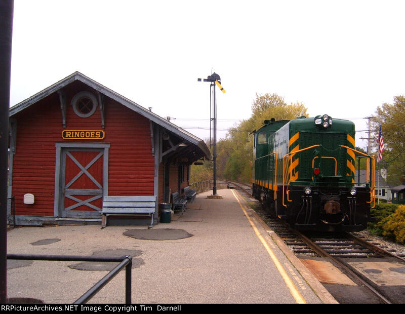 BRW 1202 at the depot